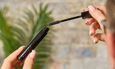 Natural mascara image