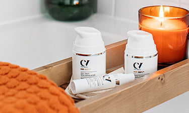 Natural skin care for menopausal skin image