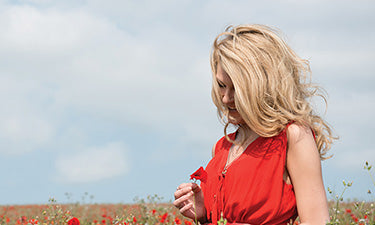 Natural products for frizzy hair image